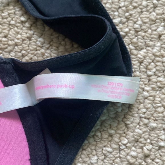 Pink push up bra - Picture 3 of 3